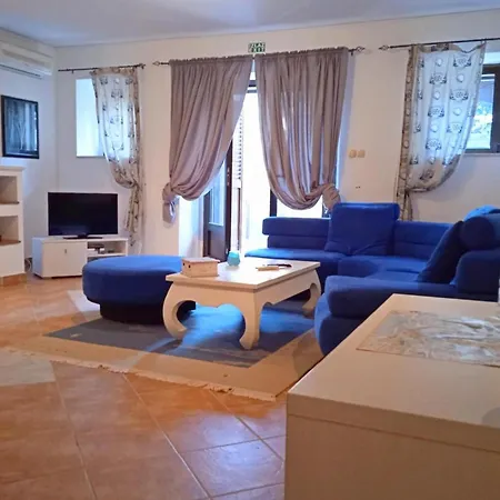 아파트먼트 F&a 스플리트